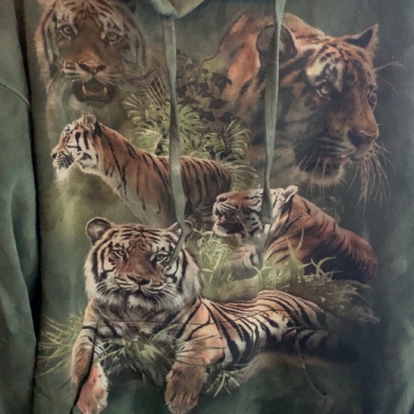 🐅 The Mountain VINTAGE Hoodie TIGERS Green Tie Dye Unisex Sweatshirt Medium - Picture 3 of 16